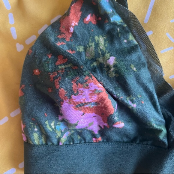 Bralette - Picture 3 of 4